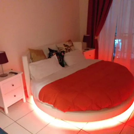 Beb Pantarei 2024 Alojamento de Acomodação e Pequeno-almoço Nápoles